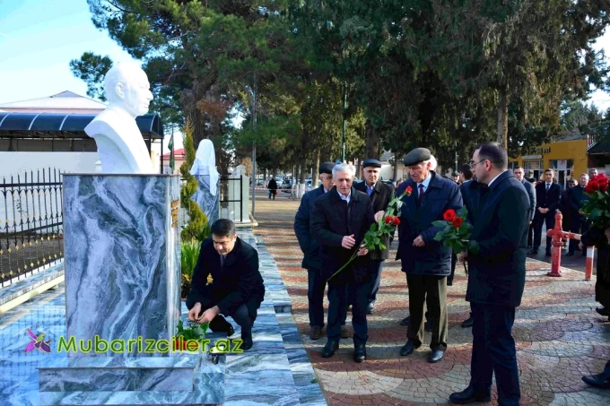 Ağstafalı görkəmli incəsənət xadimləri Hüseyn Arif və Həmid Abbasın büstlərinin açılış mərasimi keçirilib