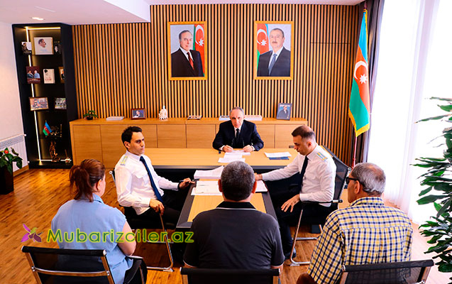 Baş prokuror Nərimanovda vətəndaşları qəbul etdi