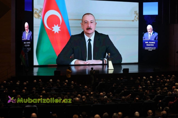 Prezident assambleya iştirakçılarına müraciət etdi
