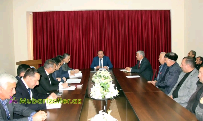 Orxan Abbasov növbəti dəfə sahibkarlarla görüş keçirib