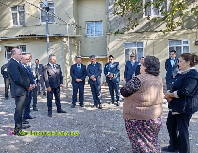 Məhərrəm Quliyev təmir-bərpa işləri aparılan iki ədəd 2 mərtəbəli çoxmənzilli yaşayış binalarına baxış keçirdi