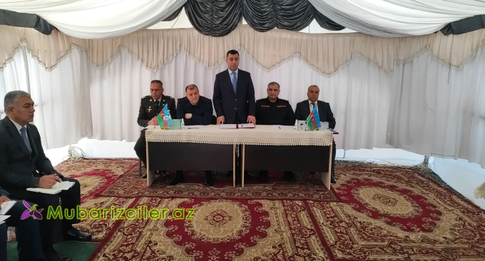 Rəşad Tağıyev vətəndaşların müraciətlərini dinləyb