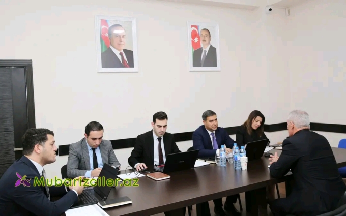 Elçin Kərimov vətəndaşları qəbul edib