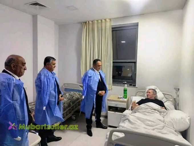 Məhərrəm Quliyev xəstəxanada müalicə alan şəhid atalarını  ziyarət edib