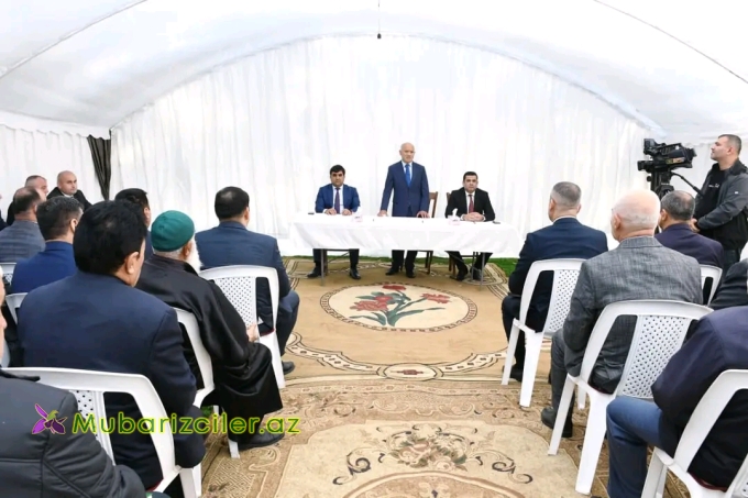 Araz Əhmədov səyyar qəbul keçirdib