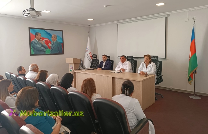 Mingəçevir Şəhər Mərkəzi Xəstəxanasınnın direktoru Ülfət Qurbanov kollektivlə görüş keçirdib