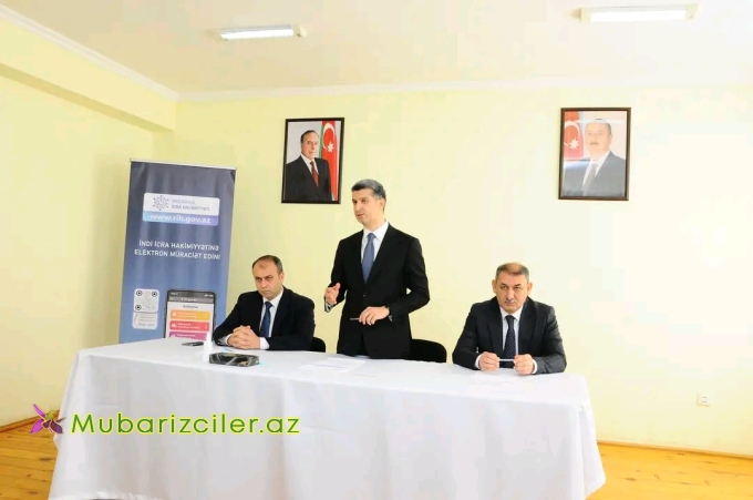 Vüqar Novruzov Bəhrambağ qəsəbəsində səyyar qəbul keçirdib