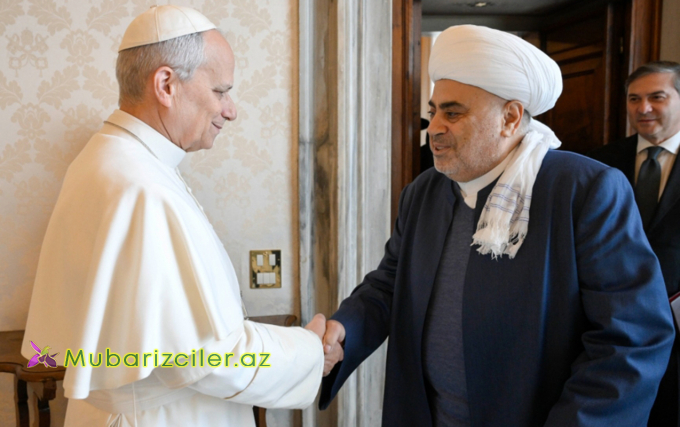 Allahşükür Paşazadə Roma Papası ilə görüşdü