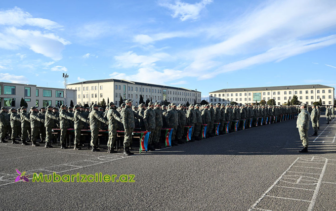 Azərbaycan Ordusunda andiçmə