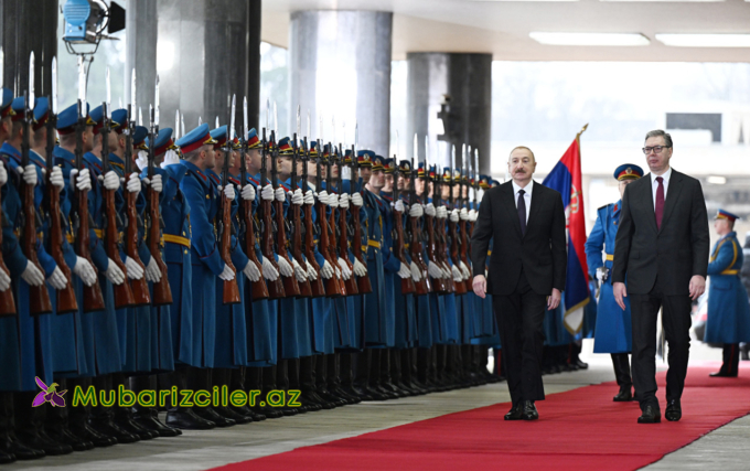 Vuçiç İlham Əliyevi belə qarşıladı