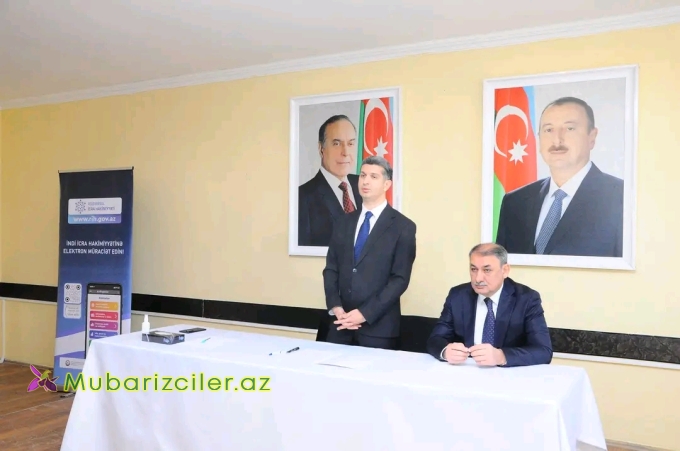 Vüqar Novruzov Yeni Qızılca kəndində səyyar görüş keçirdib