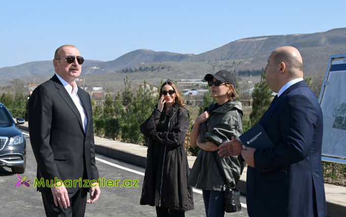 Prezident xanımı və qızı ilə Xocavənddə olub