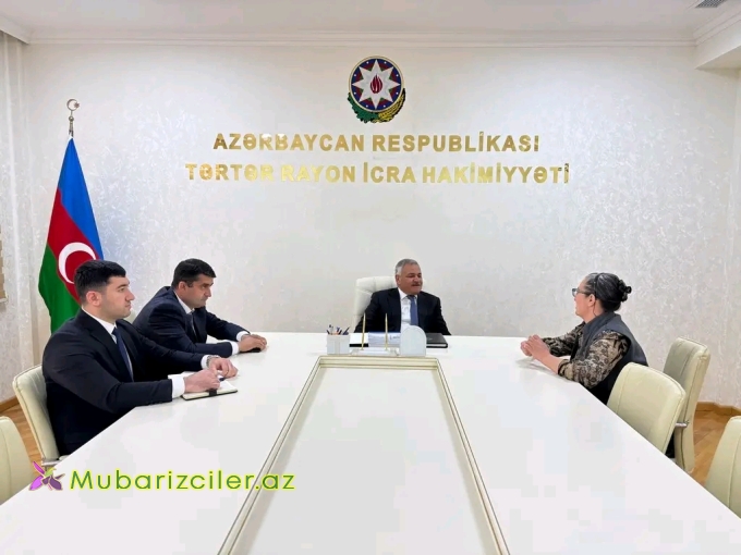 Müstəqim Məmmədov vətəndaşların müraciətini dinləyib