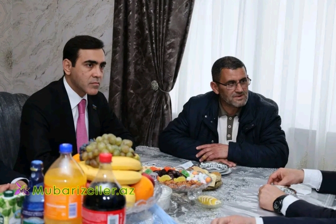 Anar Məmmədov şəhid ailəsini ziyarət edib