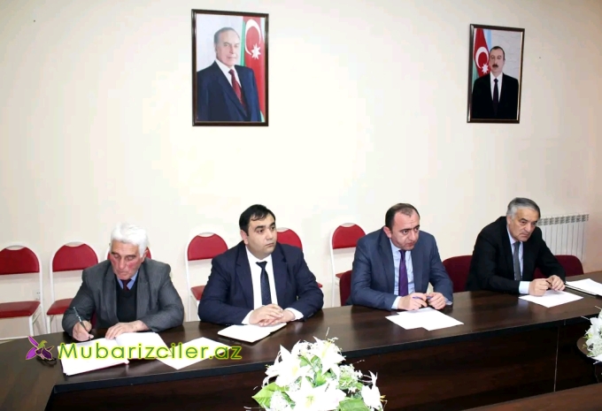 Orxan Abbasov vətəndaşları qəbul edib