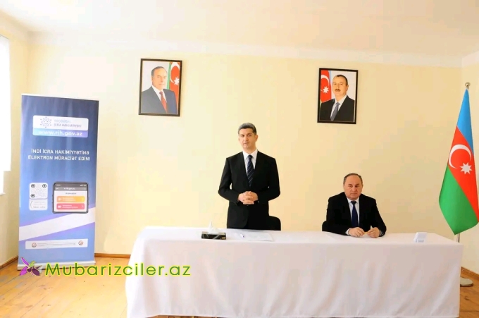 Göygölün İcra başçısı Şəhər sakinləri ilə növbəti səyyar qəbul keçirdib