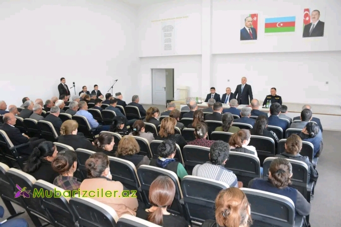 Müstəqim Məmmədov Azad Qaraqoyunlu kəndində vətəndaşlarla görüşüb