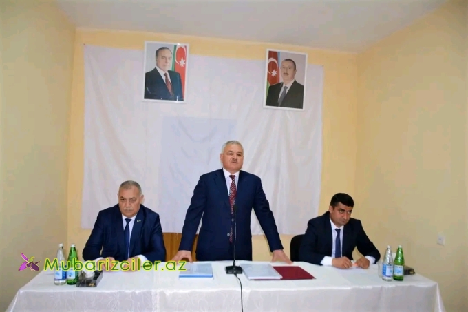 Müstəqim Məmmədovun  Rəcəbli kəndində səyyar-qəbul görüşü olub