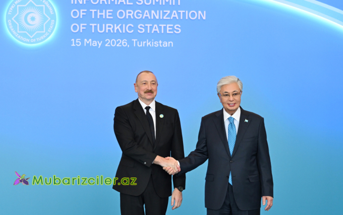 İlham Əliyev Zirvə görüşündə