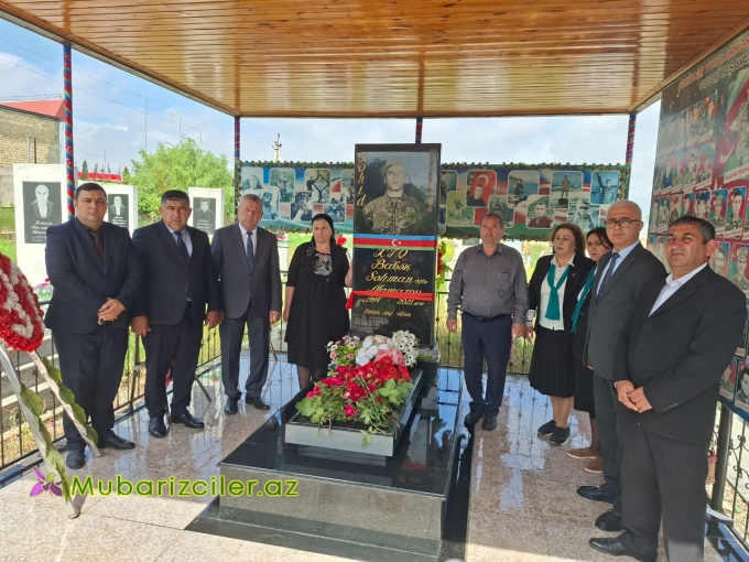 Şəmkirdə şəhid Babək Namazovun doğum günü məzarı ziyarət edilib