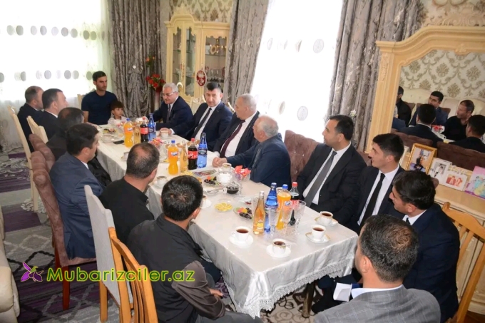 Müstəqim Məmmədov şəhid Tofiq Quliyevin ailəsini ziyarət edib