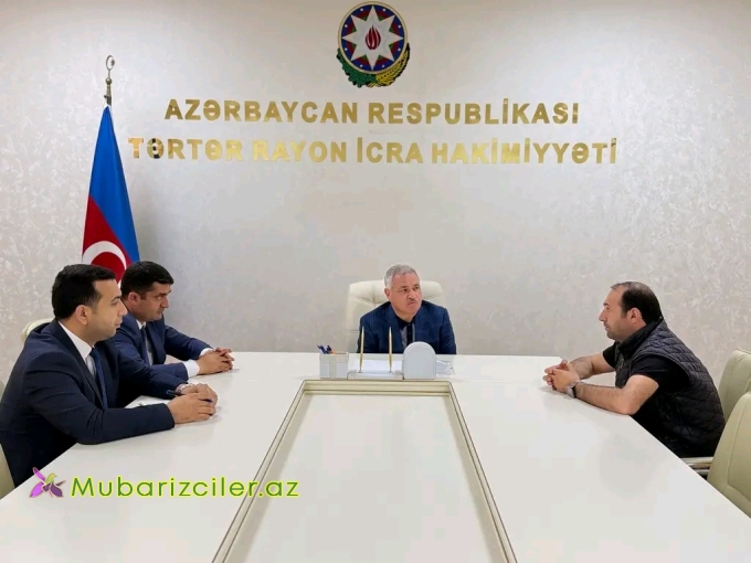 Müstəqim Məmmədov vətəndaş müraciətlərini dinləyib