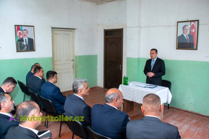 Şəmkirin İcra başçısı Bayramlı kənd sakinləri ilə görüşüb