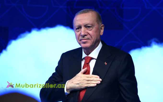 Ərdoğan Azərbaycanı təbrik etdi