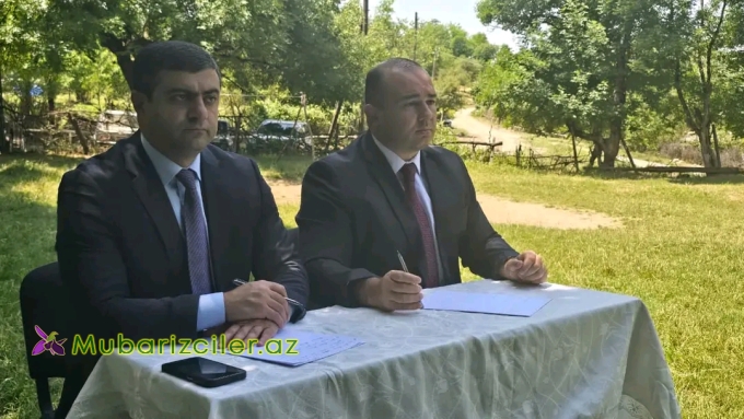 Kəlbəcərin İcra başçısı Ağsuda vətəndaşların müraciətlərini dinləyib