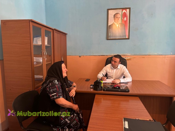 Deputat Nurlan Həsənov növbəti dəfə seçicilərini dinləyib