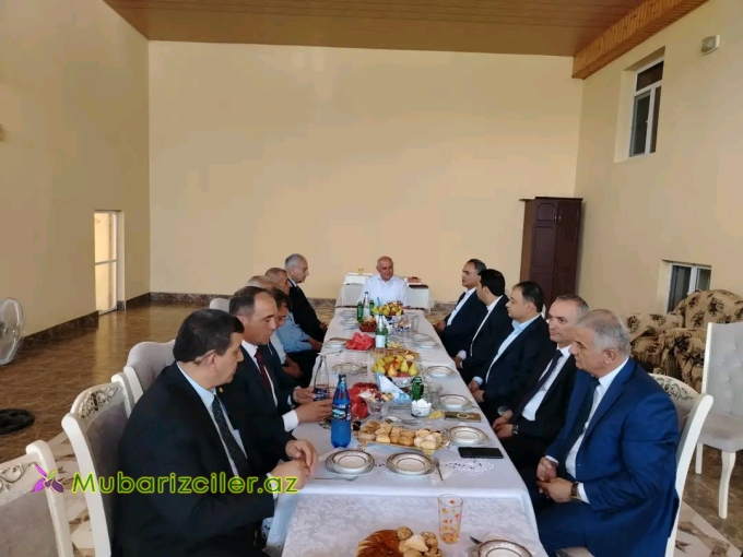 Goranboyun İcra başçısı rayon ağsaqqalını ziyarət edib