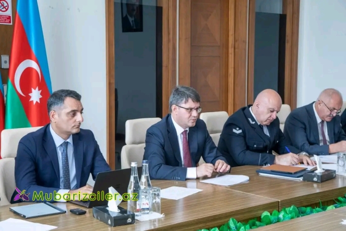 Rəşad İsmayılov Şəmkirdə vətəndaşları qəbul edib