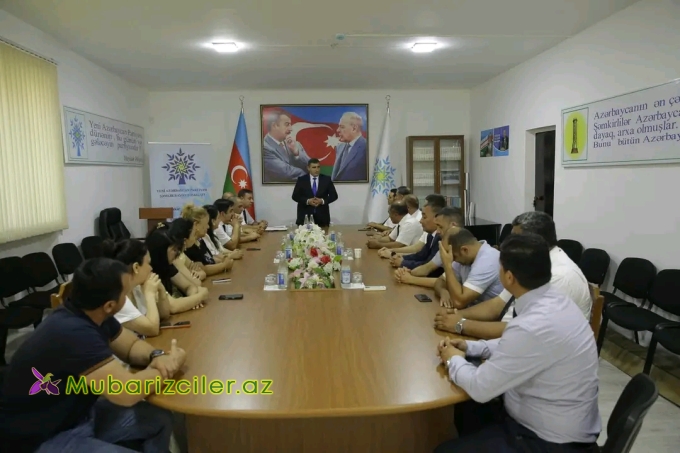 YAP Şəmkir rayon təşkilatında fəallarla görüş keçirilib