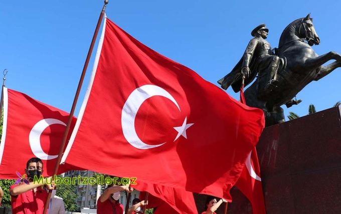 Bu gün Türkiyədə Zəfər Bayramıdır