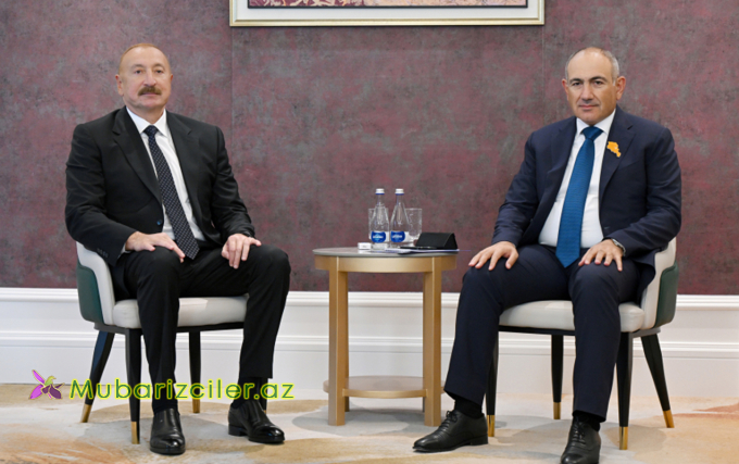 Əliyevlə Paşinyan Bişkekdəki görüşdə