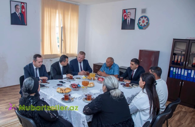 Rəşad Tağıyev şəhid ailələri ilə görüşüb