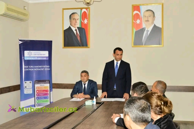 Naftalanın İcra başçısı vətəndaşların müraciətlərini dinləyib