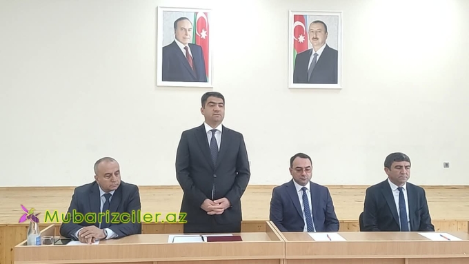 Seymur Orucov vətəndaşların müraciətlərini dinləyib