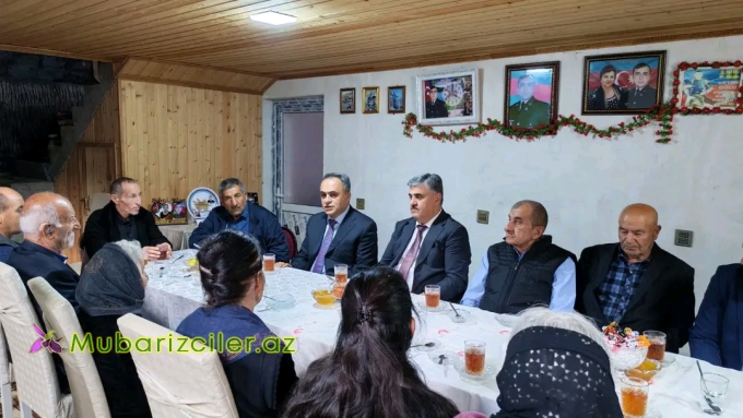 Goranboyun İcra başçısı şəhid ailəsini ziyarət edib