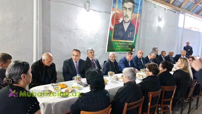 Goranboyun İcra başçısı şəhid ailəsini ziyarət edib