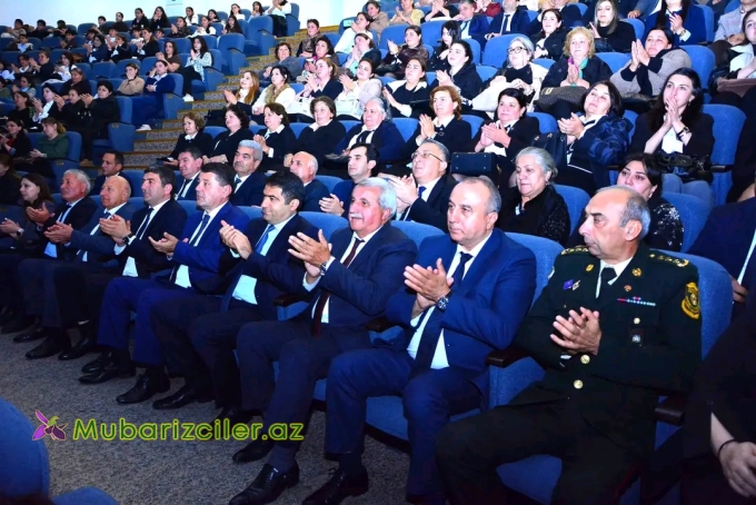 Ağstafada 8 Noyabr Zəfər Gününə ithaf olunan “Gülüstan” tamaşası nümayiş etdirilib